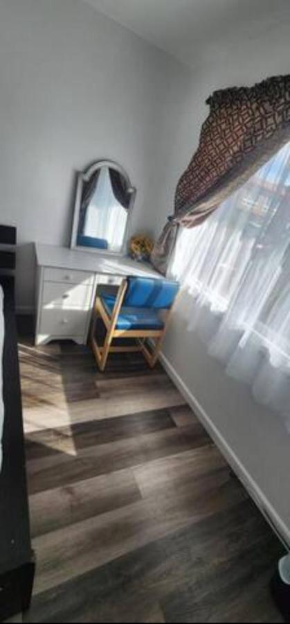 דיילי סיטי Affordable Private Rooms With Shared Bath Kitchen Near Sfo מראה חיצוני תמונה