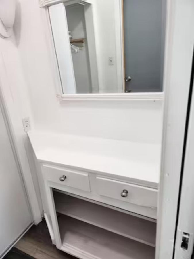 דיילי סיטי Affordable Private Rooms With Shared Bath Kitchen Near Sfo מראה חיצוני תמונה